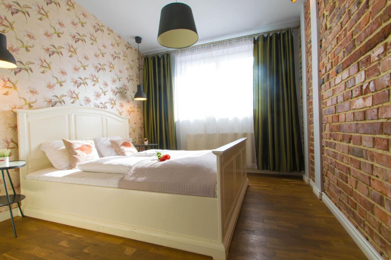 Old Town Apartments Krupnicza Krakow Luaran gambar