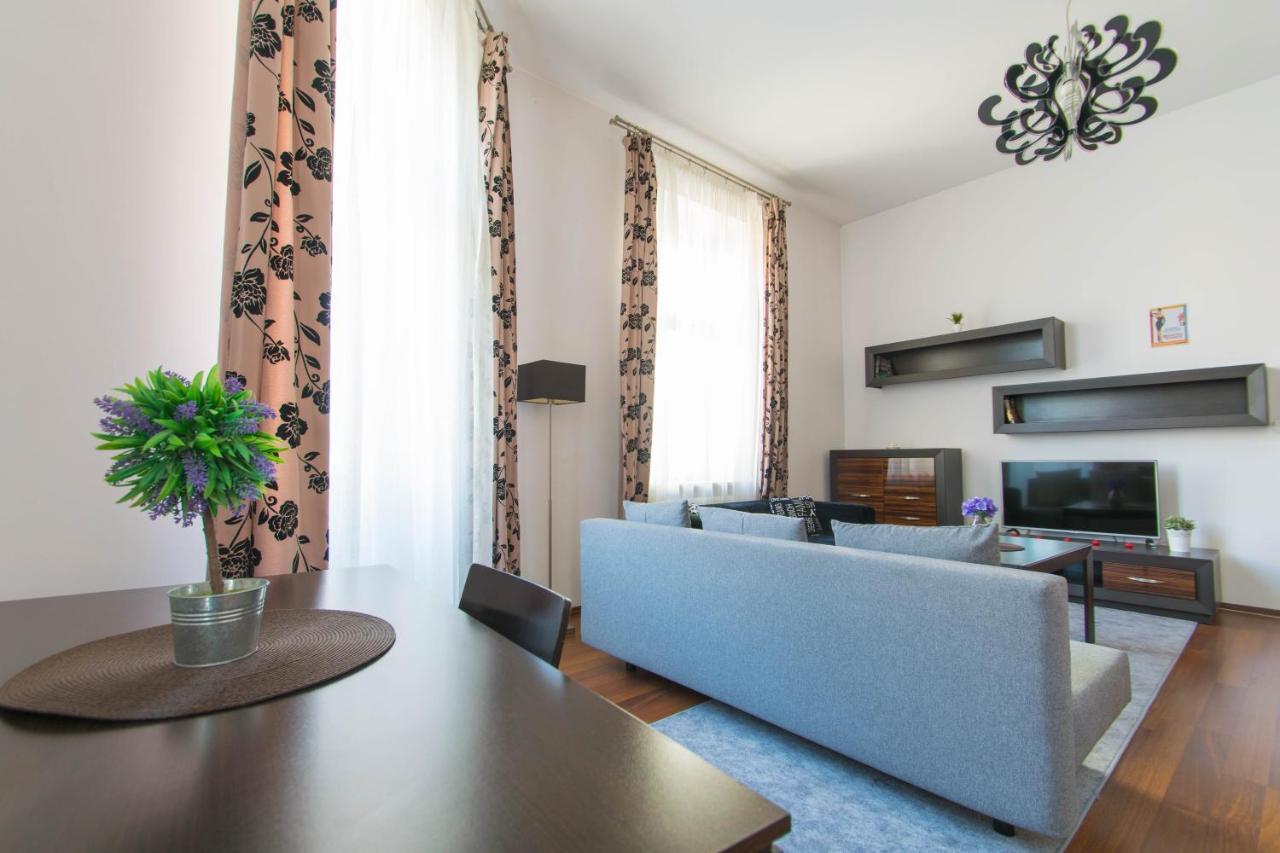 Old Town Apartments Krupnicza Krakow Luaran gambar