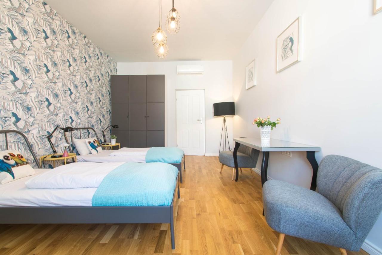 Old Town Apartments Krupnicza Krakow Luaran gambar