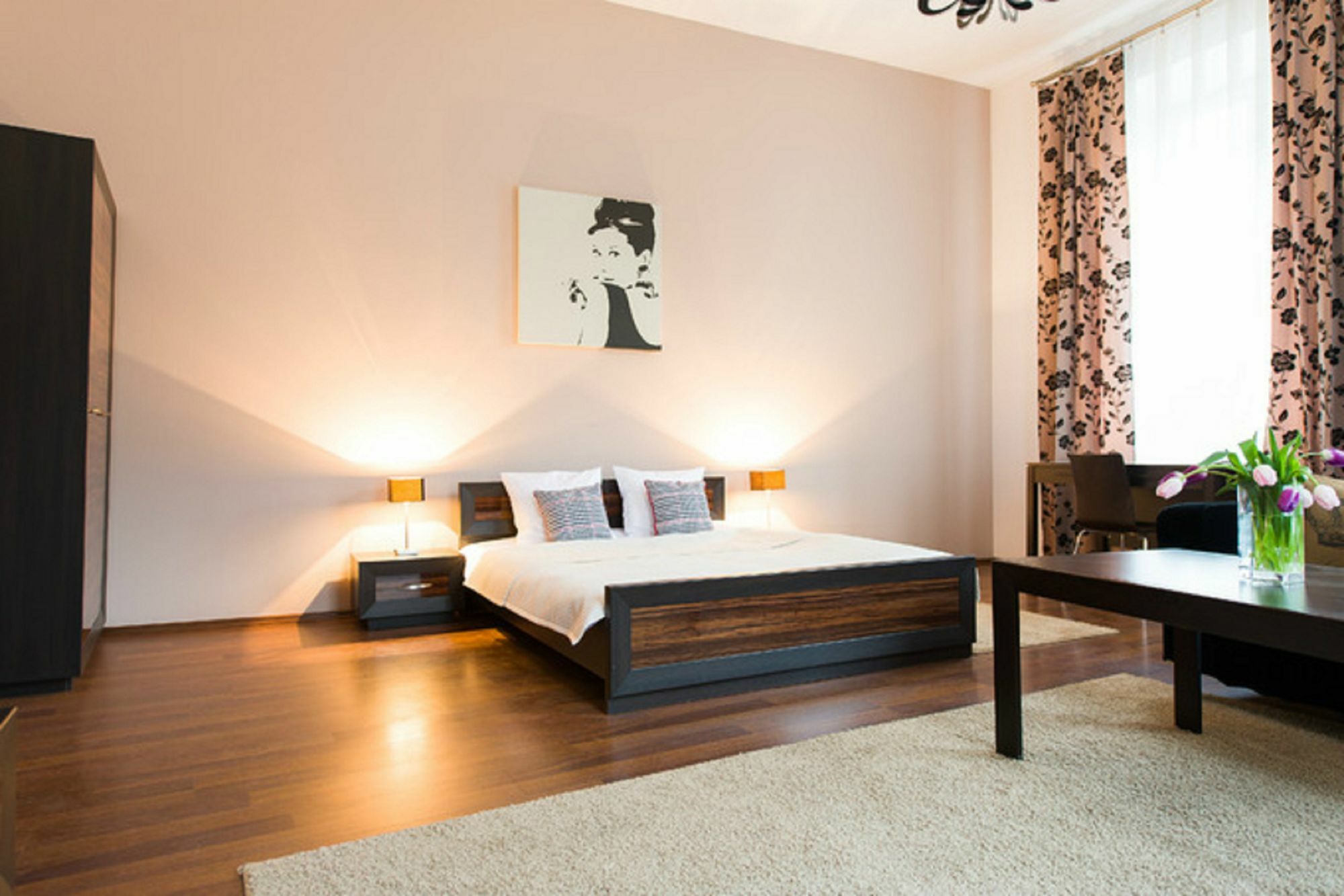 Old Town Apartments Krupnicza Krakow Luaran gambar